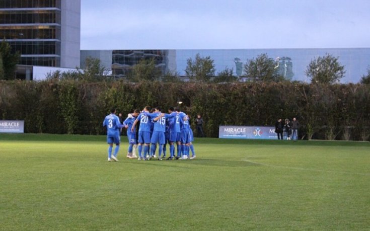 Левски загуби от Таврия, 15-годишен спечели дузпа за „сините“