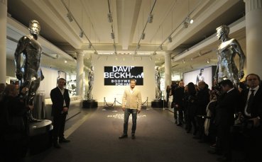 Представената от Бекъм колекция бельо предизвика стълпотворение в Лондон