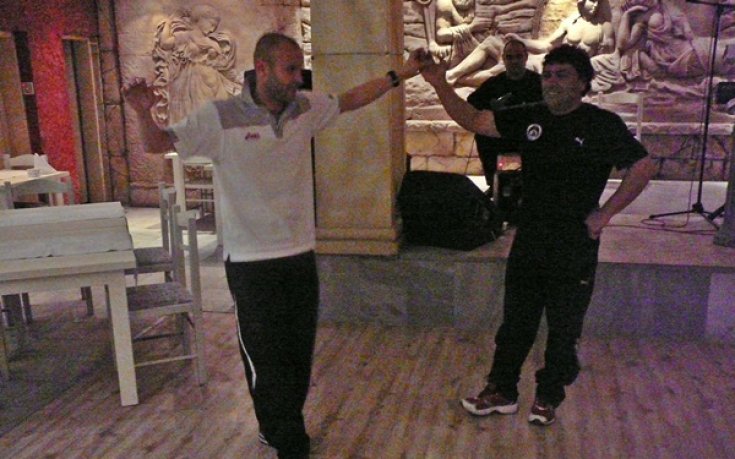 СНИМКИ: Водосвет, наздравици, курбан и македонско в Локо Сф