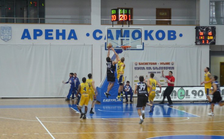 Ямбол на полуфинал за Купата по баскетбол