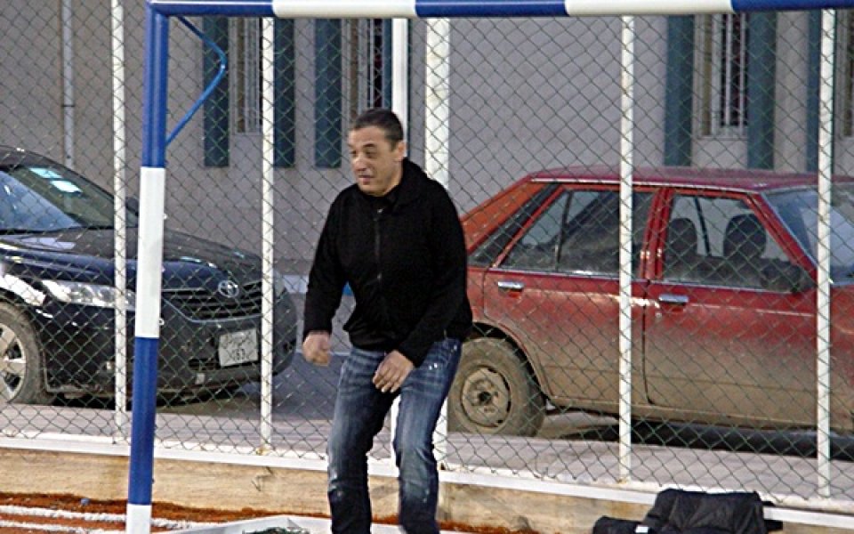 СНИМКИ: Босът на ЦСКА пада на дузпи пред погледа на либийците
