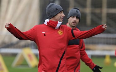 Рио Фърдинанд застана зад Хари Реднап