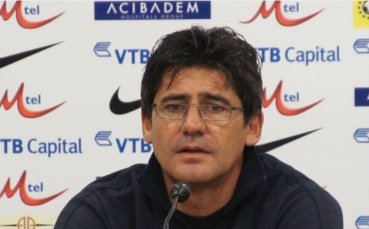 ВИДЕО: Костов за Стойчо Младенов: Няма да отговарям, тези нападки са излишни за футбола