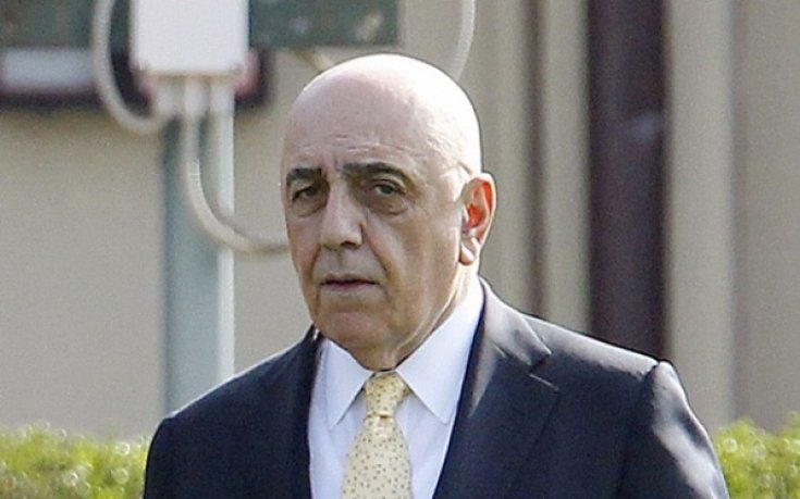 Галиани: Това е ужасяващо, сега не може да се говори за футбол