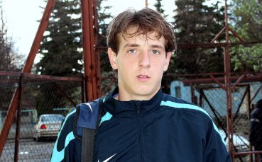 Тасевски и Гаджев се завръщат за Левски, Стивън Петков за първи път в групата