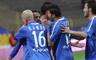 Левски смени хотела преди дербито, сините спят до Титан