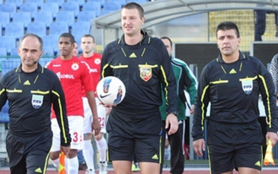 Тасков свири Локо Пд – Левски, Ивайло Стоянов с наряд за Черноморец - Литекс