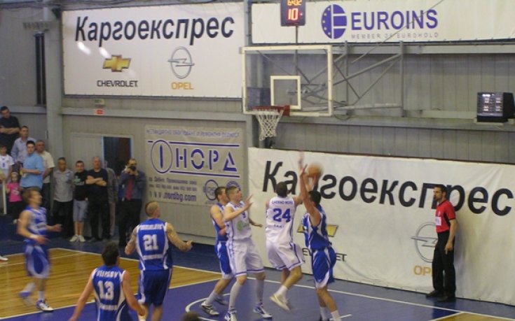 Черно море е на полуфинал, пак би Рилецо