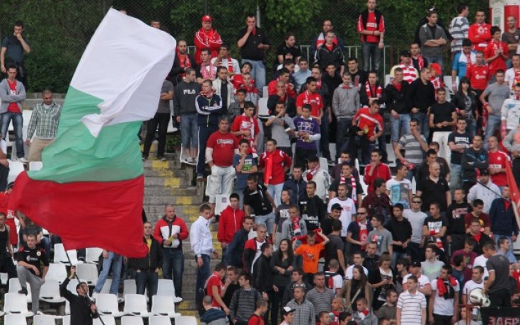 ВИДЕО: Любителски кадри за скандалите и боя след Лудогорец - ЦСКА