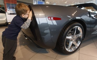 Манчестър Юнайтед подписа с нов автомобилен спонсор