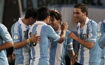 ВИДЕО: Супершоу на Меси, Кун и Ди Мария, Аржентина мачка по пътя към Мондиал 2014