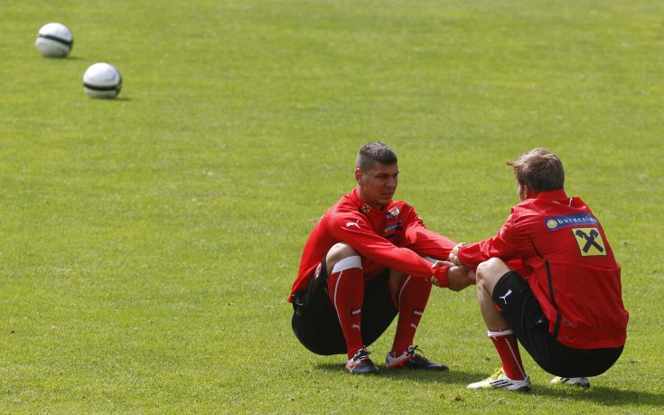 В Италия: Интер в битка с Арсенал, Борусия и Барселона за защитник