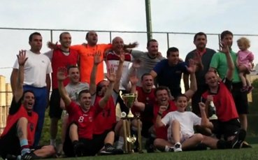 ВИДЕО: Отборът на Вальо Найденов заминава за финала на Евро 2012