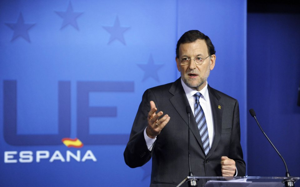 Премиерите на Испания и Италия ще бъдат на финала в Киев