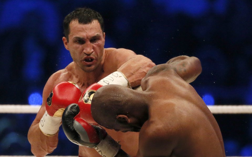 ВИДЕО: Мачът на Кличко срещу Томпсън