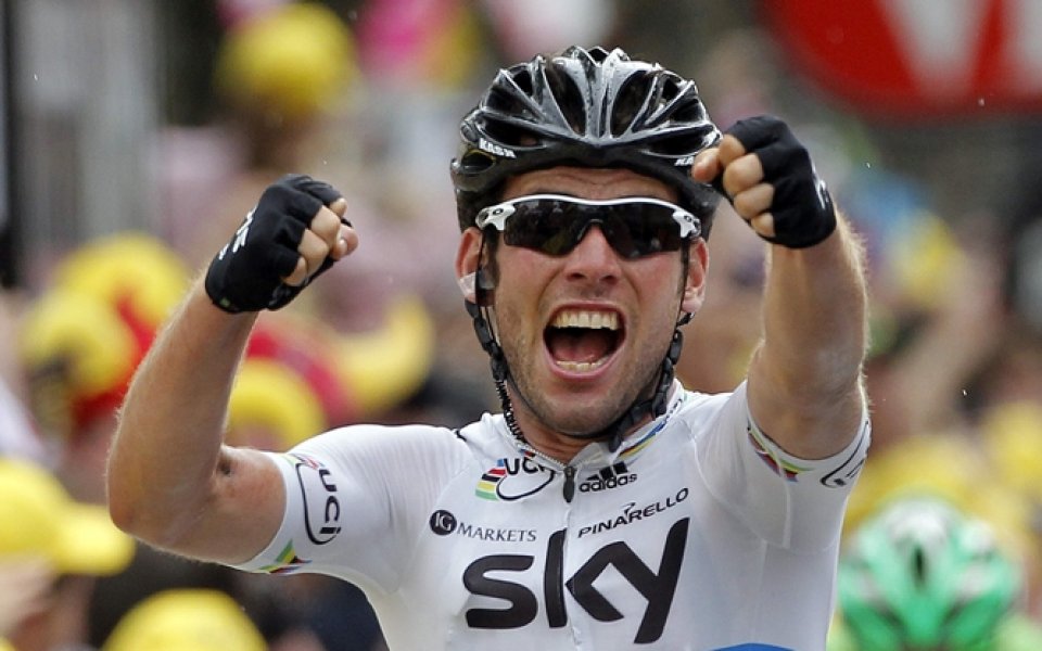 Британският колоездач Марк Кавендиш е бил нападнат от четирима въоръжени
