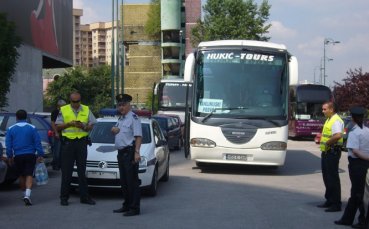 Илиан Илиев проведе лека тренировка, отново тежка охрана за сините
