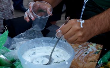 СНИМКИ: Феновете на „Лудогорец” – победители в тараторена щафета