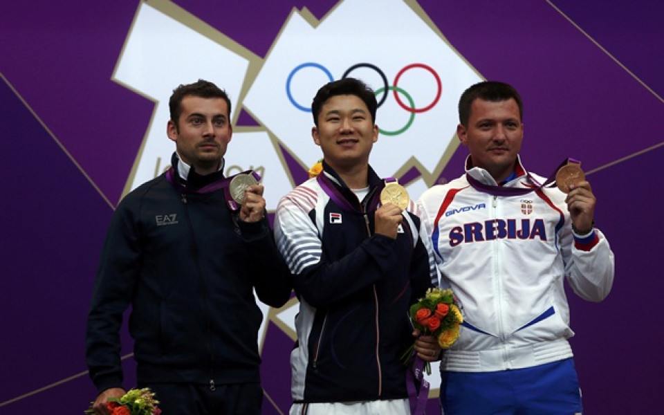 Джин Джон-о от Корея спечели олимпийската титла на 10 метра въздушен пистолет