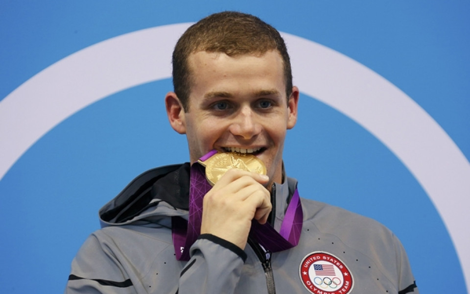 Тайлър Клери отмъкна златото от Лохте в плуването на 200 метра гръб