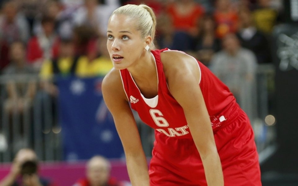 Хърватия победи Ангола на турнира по баскетбол за жени