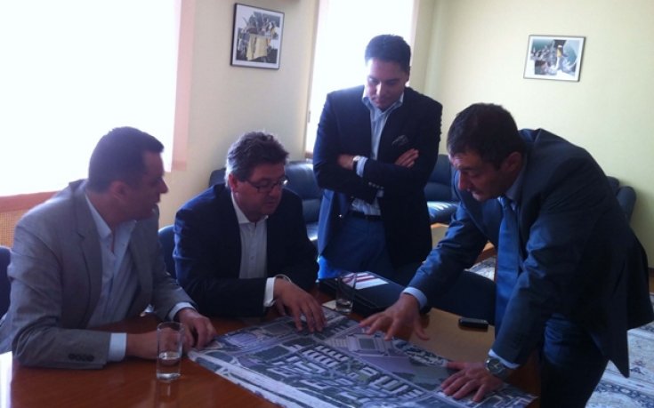 Водещ мениджър на спортни съоръжения съветва Свилен Нейков за новия национален стадион