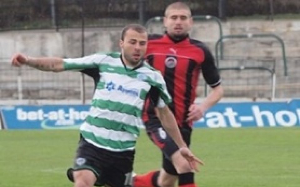 Миро Манолов вкара 2 гола в учебна игра