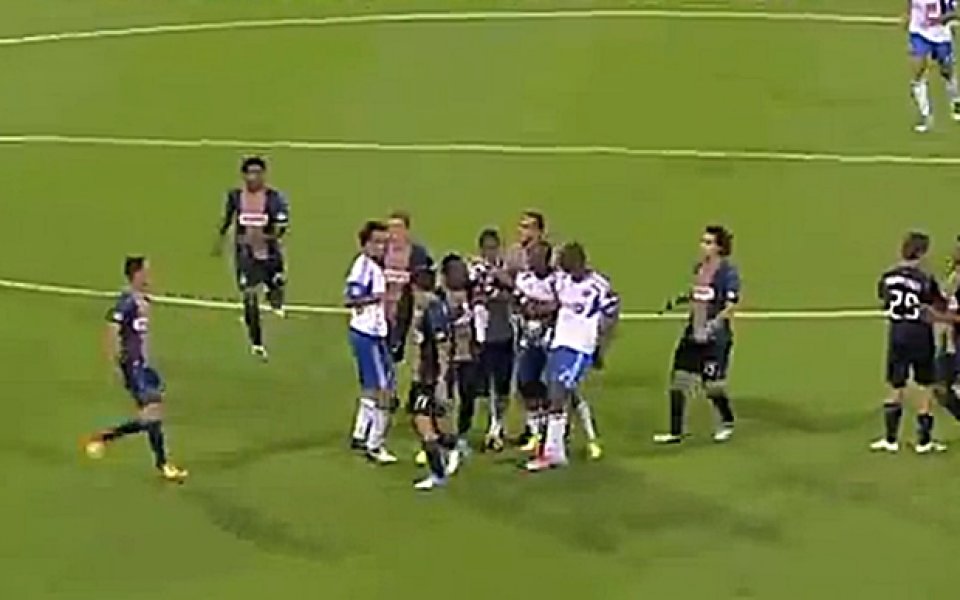 ВИДЕО: Главата на Зинедин Зидан в колумбийско изпълнение