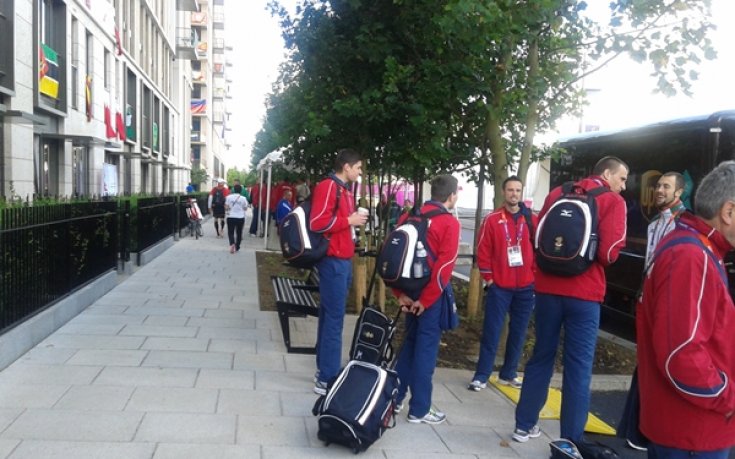 Болница и жилищен квартал в селото след Игрите