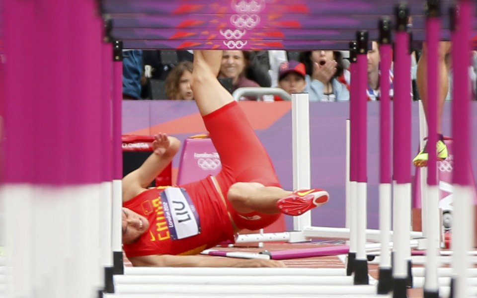 Олимпийският шампион Лю Сян отпадна в сериите