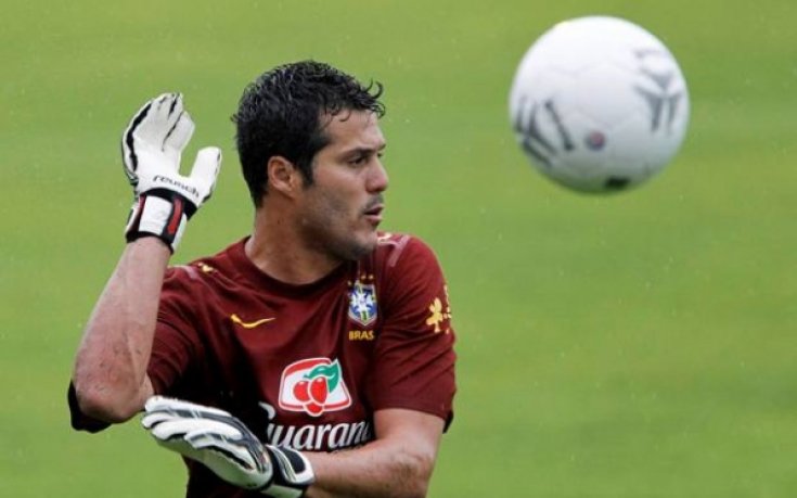 Жулио Сезар води преговори с Тотнъм