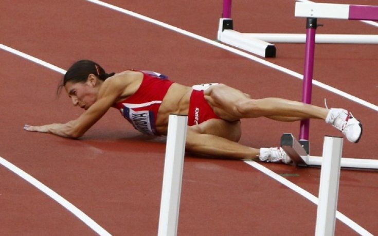 Ваня Стамболова се прибра в България с шина на крака