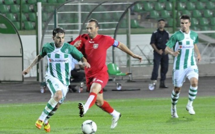 СНИМКИ: Безкомпромисен Берое вкара 4 на Ботев Враца