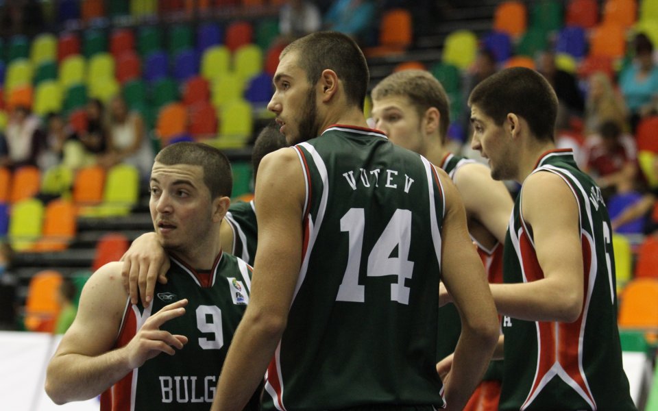 Юношите изпуснаха трети противник в края, утре излизат срещу фаворита