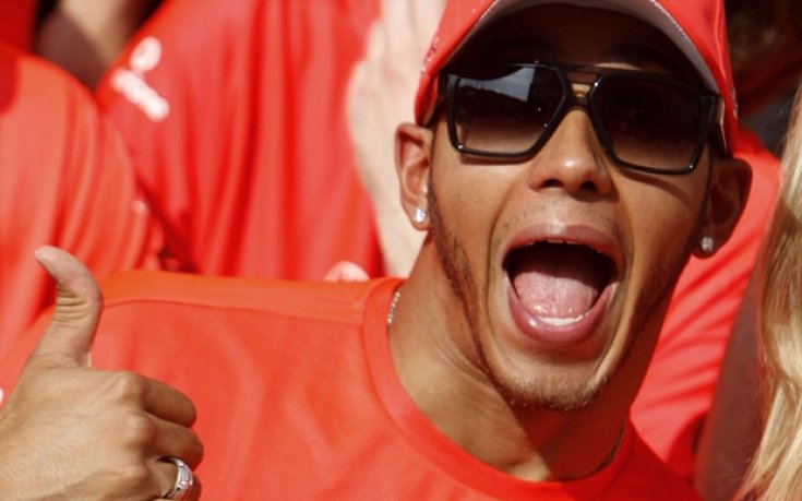 Хамилтън на крачка от нов договор с МакЛарън