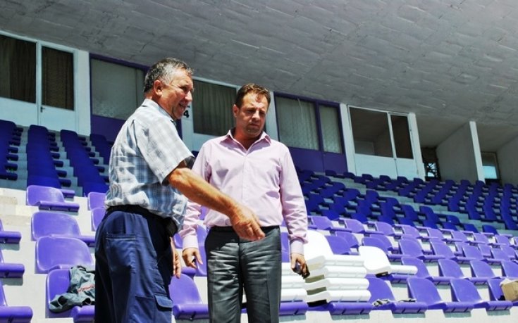 Кметът на Велико Търново инспектира стадион Ивайло