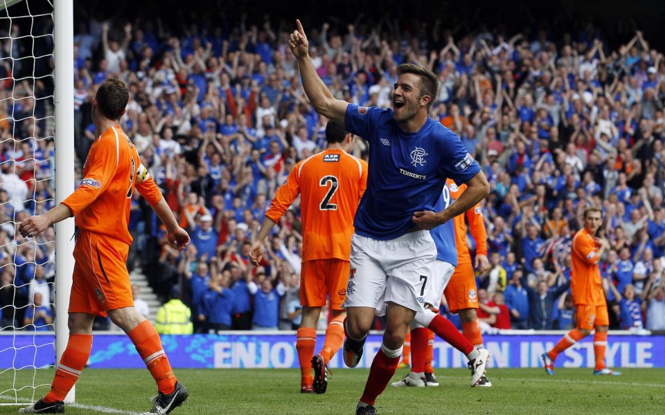 50 хиляди гледаха Рейнджърс в четвърта дивизия