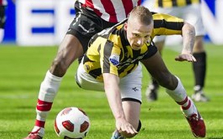 В Холандия: Мистериозният играч в Юнайтед не е Бейнс, а палач на Локо Пд