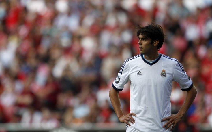 Милан прати човек в Испания да преговаря за Кака