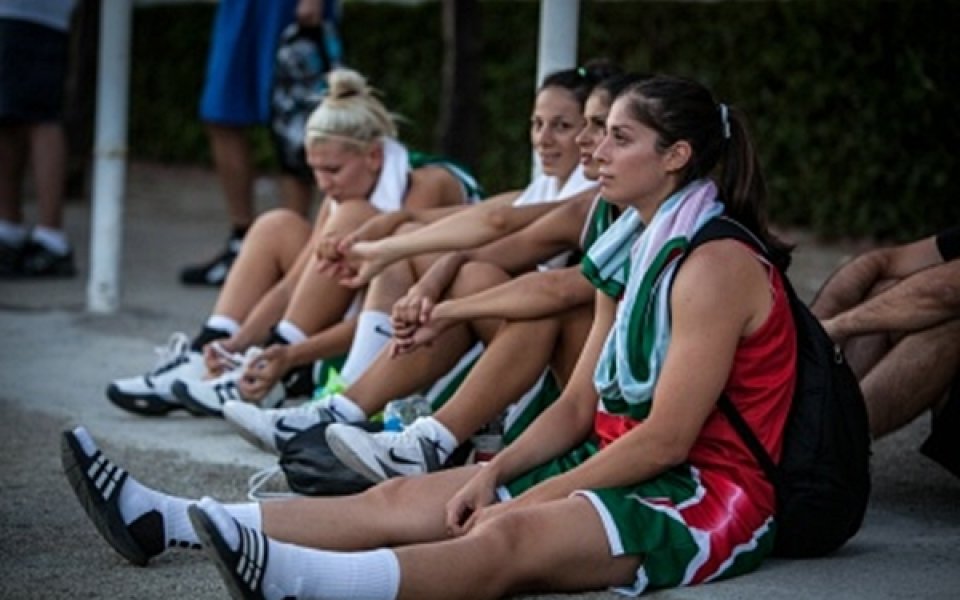 Дамският ни отбор с две победи за старт на Световното 3х3 в Атина