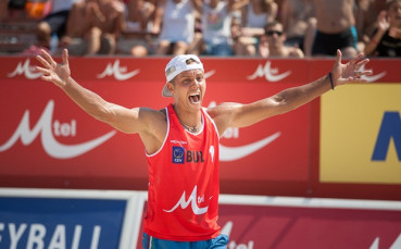 Българска двойка ще играе на полуфиналите на Европейското по плажен волейбол във Варна