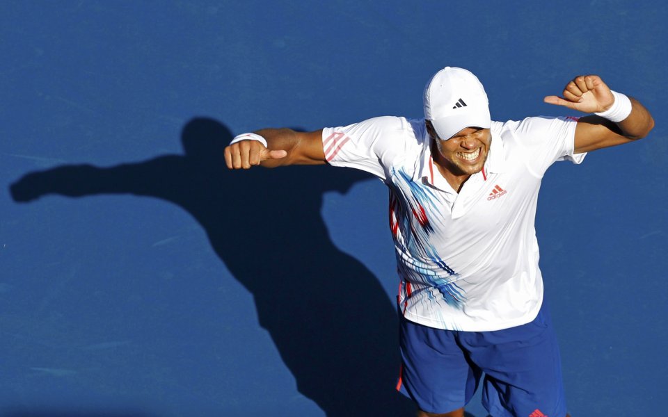 Цонга продължава напред в САЩ