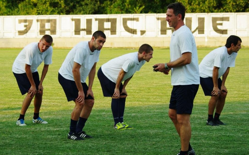 Черноморец ще търси бърз гол срещу Локо Пд