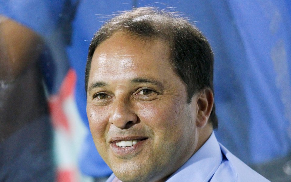 Излетя първата треньорска глава за сезона