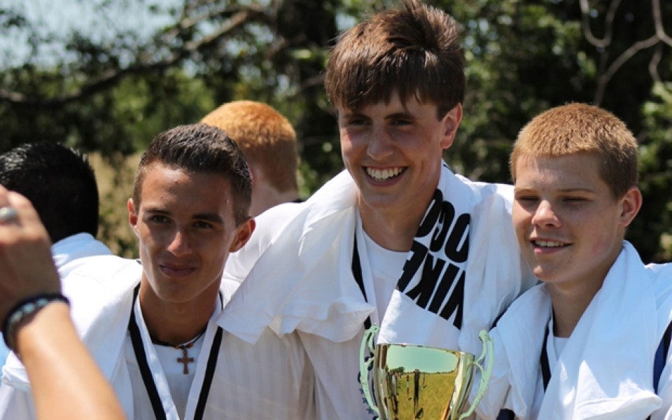 ВИДЕО: 15-годишен български талант стана шампион на САЩ