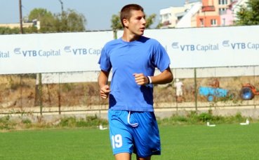 СНИМКИ: Талант на Левски викнат по спешност да тренира с първия отбор