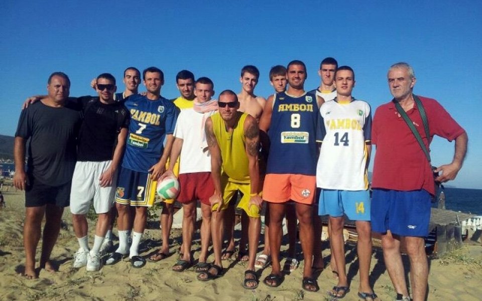 Ямбол вече се подготвя край морето