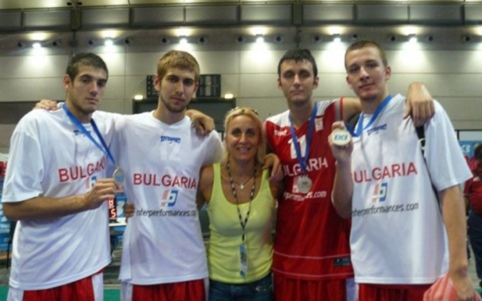 Христо Христов води младежите на Световното 3х3 в Мадрид