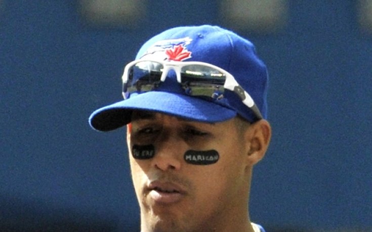 Бейзболист игра цял мач с обидни реплики, нарисувани на лицето