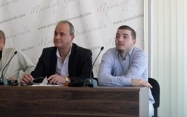 Карамфилов и Вутев ще са половината отбор на България в Испания